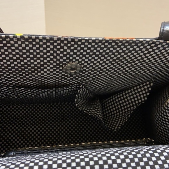 Sports themed handbag - Picture 10 of 10